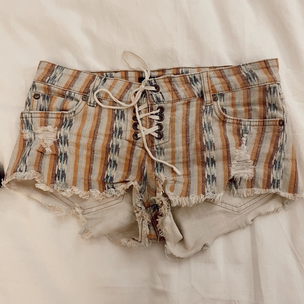 striped lace up billabong shorts